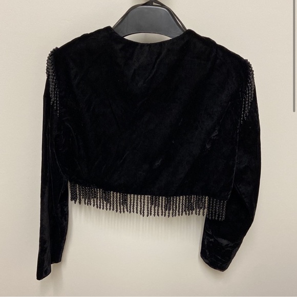 Vintage black velvet bolero jacket with fringe beads and shoulder pads - Picture 3 of 7